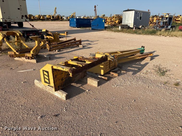 image for item JM9516 Midwestern M206 pipe layer attachment