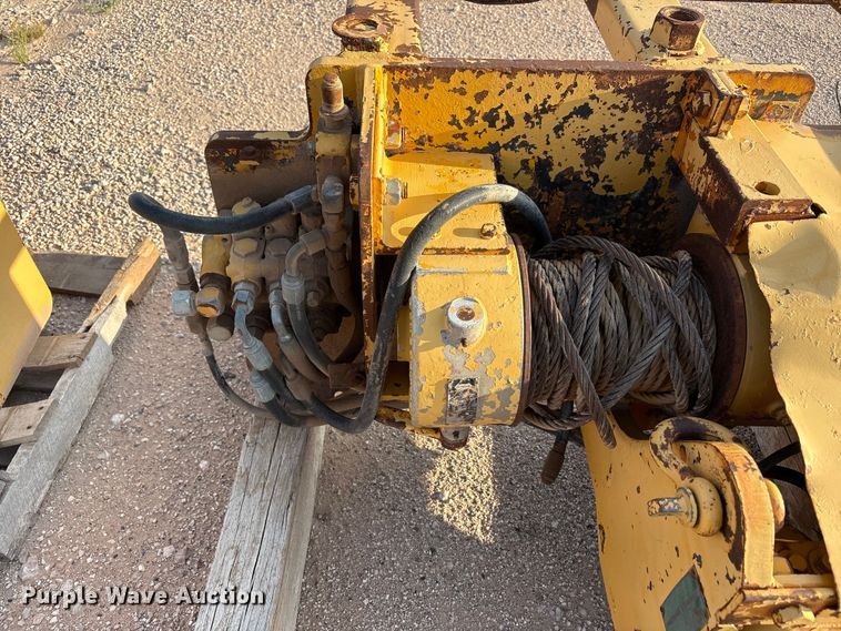 image for item JM9516 Midwestern M206 pipe layer attachment