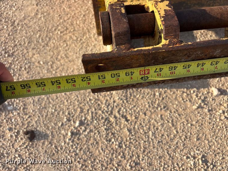 image for item JM9516 Midwestern M206 pipe layer attachment