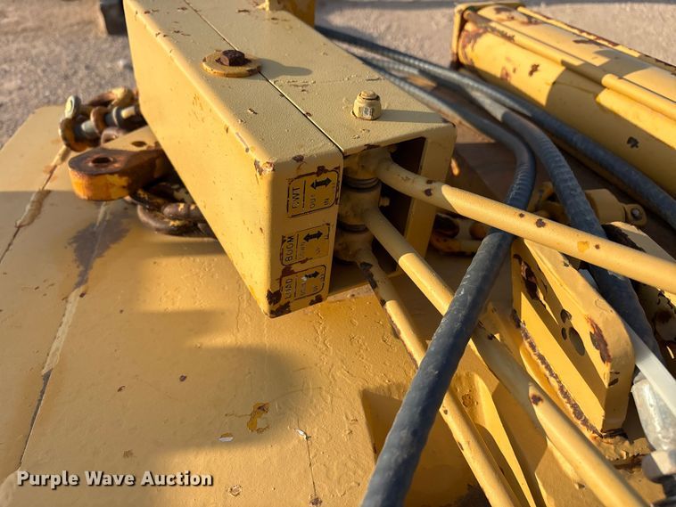 image for item JM9516 Midwestern M206 pipe layer attachment