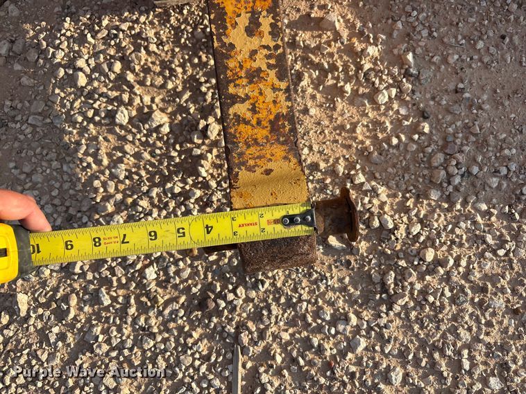 image for item JM9516 Midwestern M206 pipe layer attachment