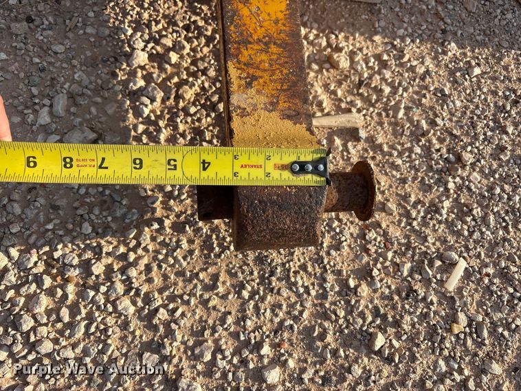 image for item JM9516 Midwestern M206 pipe layer attachment