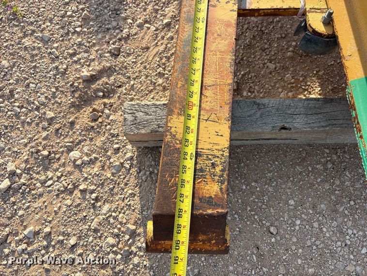 image for item JM9516 Midwestern M206 pipe layer attachment