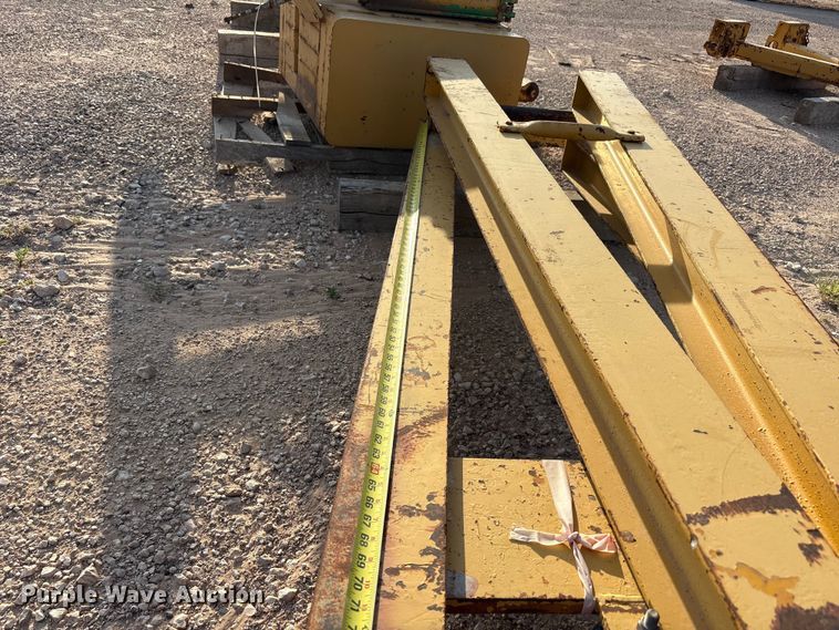 image for item JM9516 Midwestern M206 pipe layer attachment