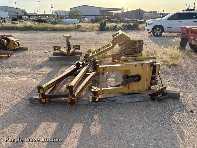 image for item JM9517 Midwestern M250C pipe layer attachment