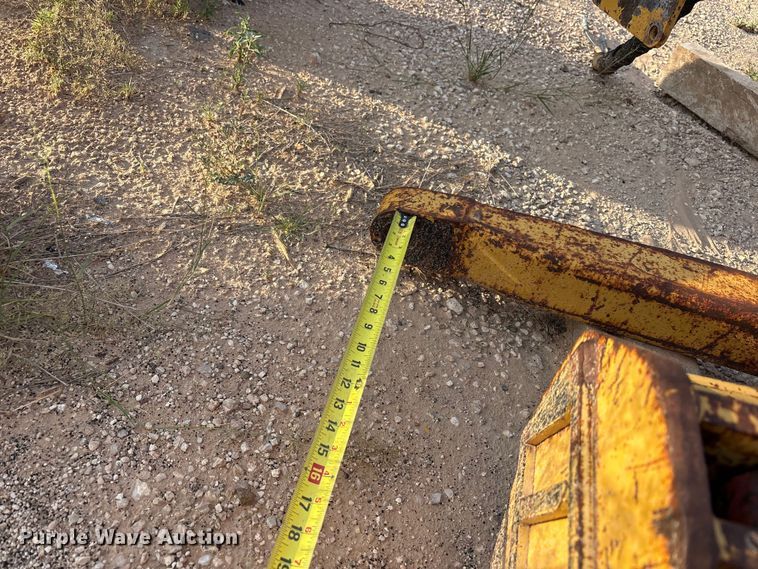 image for item JM9517 Midwestern M250C pipe layer attachment