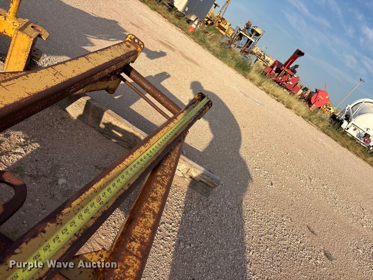 image for item JM9517 Midwestern M250C pipe layer attachment