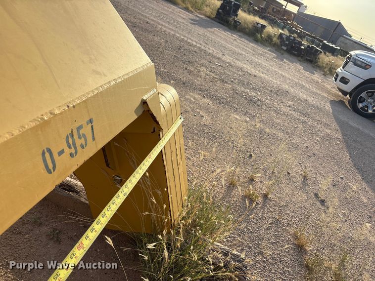 image for item JM9517 Midwestern M250C pipe layer attachment
