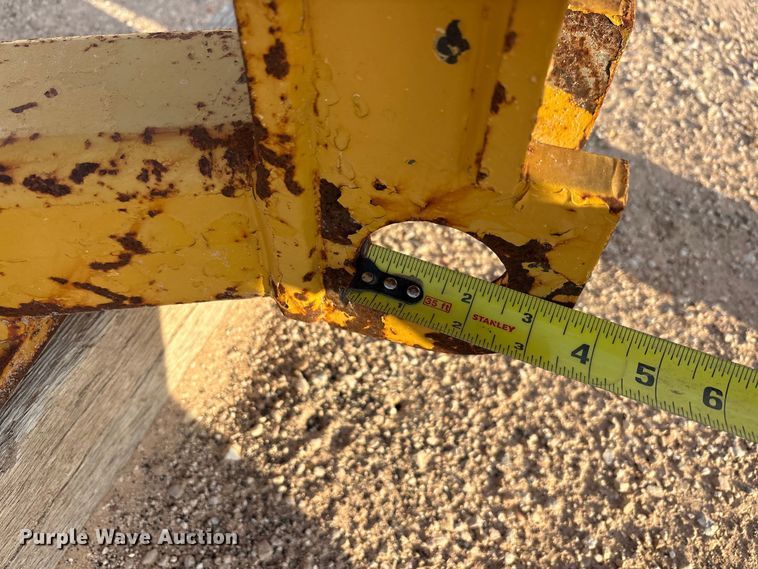 image for item JM9517 Midwestern M250C pipe layer attachment