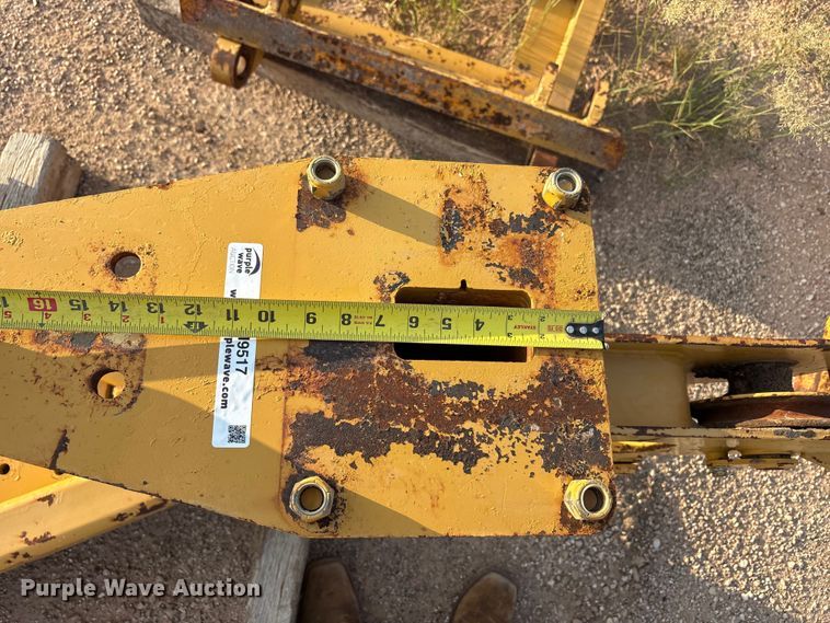 image for item JM9517 Midwestern M250C pipe layer attachment