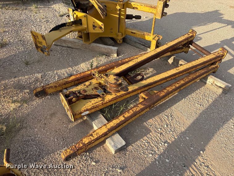image for item JM9517 Midwestern M250C pipe layer attachment