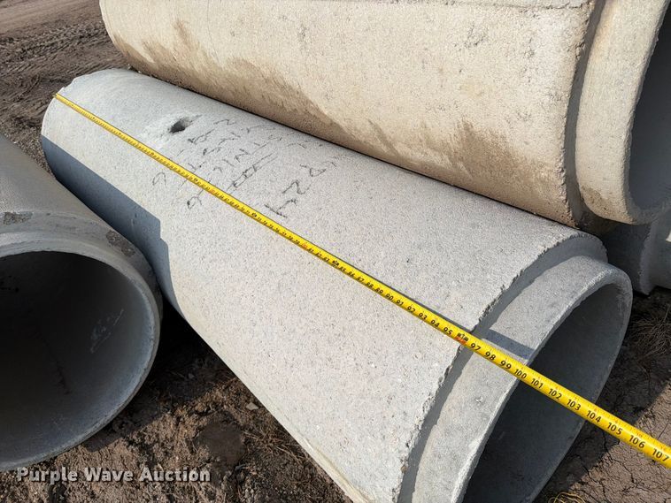 image for item MZ9707 Concrete drain pipes