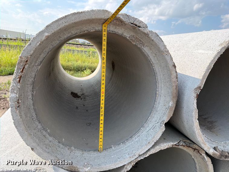 image for item MZ9709 Concrete drain pipes