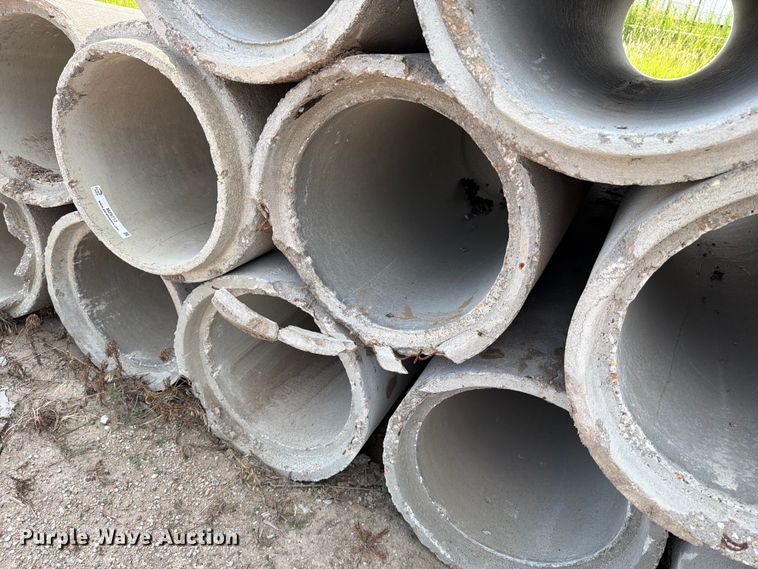 image for item MZ9713 Concrete pipe