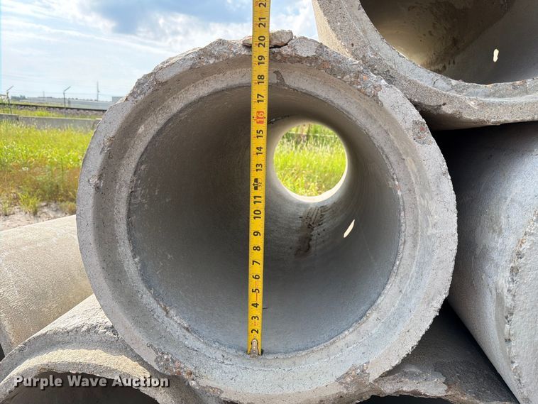image for item MZ9713 Concrete pipe
