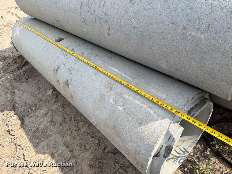 image for item MZ9713 Concrete pipe