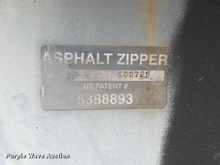 image for item MZ9714 Asphalt Zipper 480 cold planer
