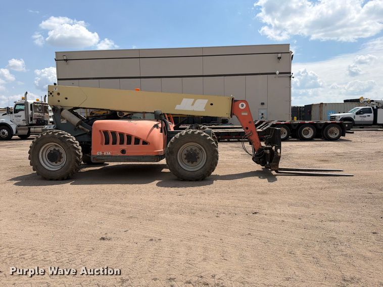 image for item MZ9719 2007 JLG G9-43A telehandler