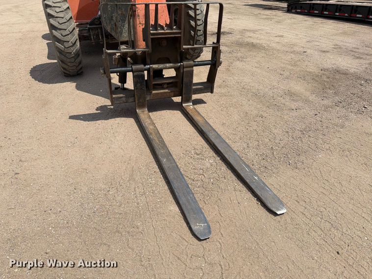 image for item MZ9719 2007 JLG G9-43A telehandler