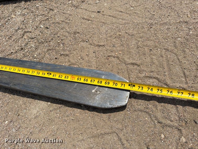 image for item MZ9719 2007 JLG G9-43A telehandler
