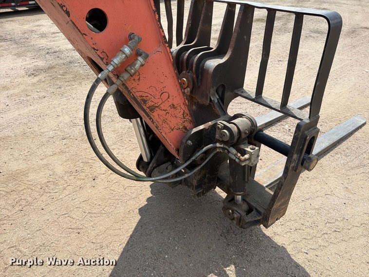 image for item MZ9719 2007 JLG G9-43A telehandler