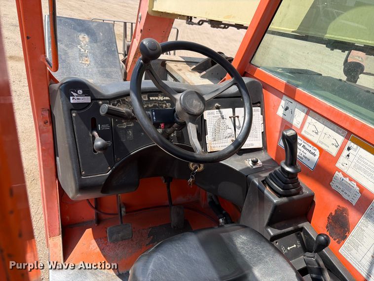 image for item MZ9719 2007 JLG G9-43A telehandler