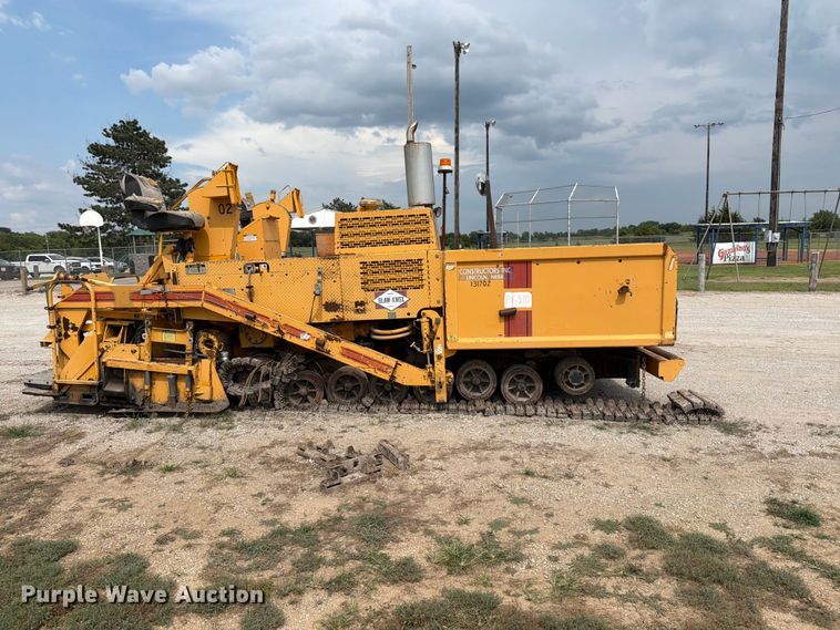 image for item MZ9726 1995 Blaw Knox PF-510 paver