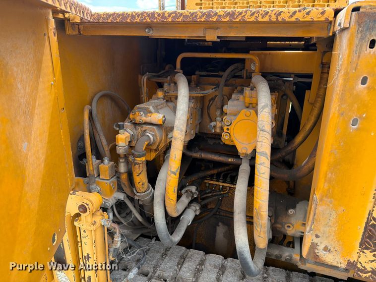 image for item MZ9726 1995 Blaw Knox PF-510 paver
