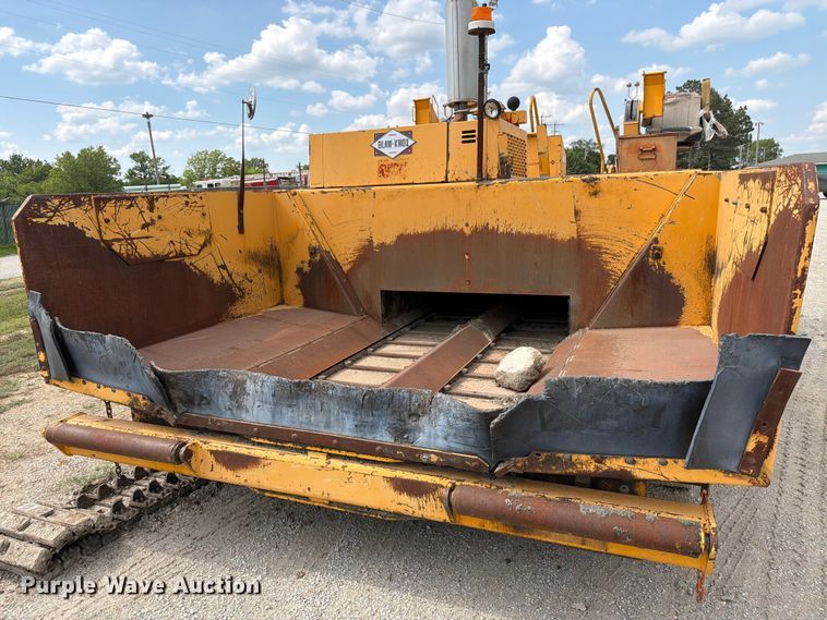 image for item MZ9726 1995 Blaw Knox PF-510 paver