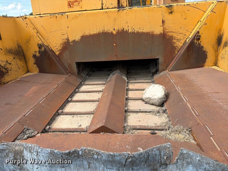 image for item MZ9726 1995 Blaw Knox PF-510 paver
