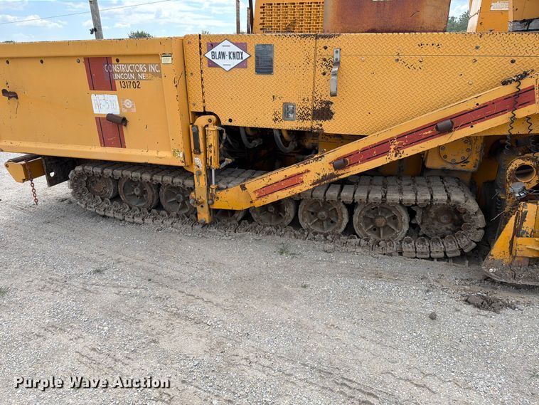 image for item MZ9726 1995 Blaw Knox PF-510 paver