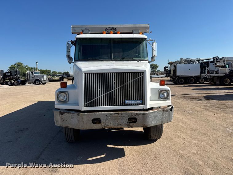image for item NJ9253 1994 White GMC WG dump truck