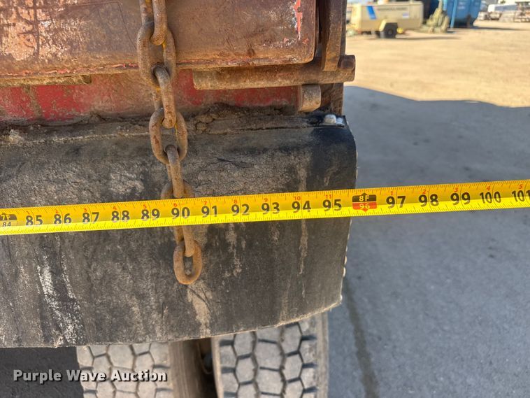 image for item NJ9253 1994 White GMC WG dump truck