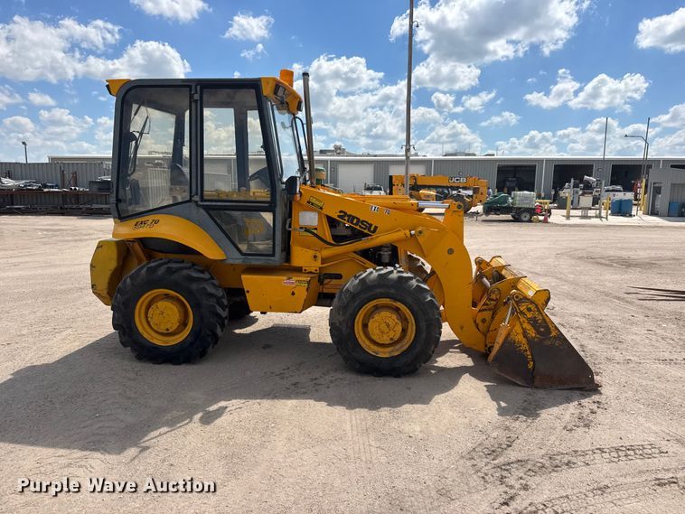 image for item NJ9254 JCB 210SU landscape tractor