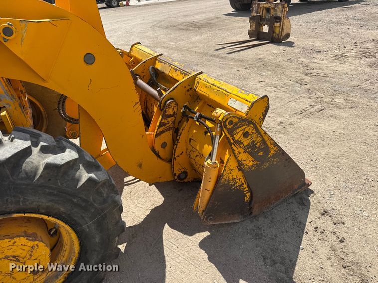 image for item NJ9254 JCB 210SU landscape tractor