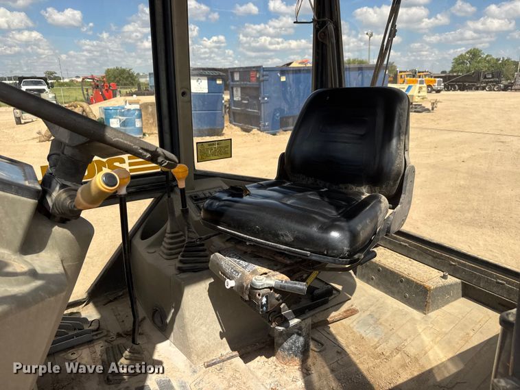 image for item NJ9254 JCB 210SU landscape tractor