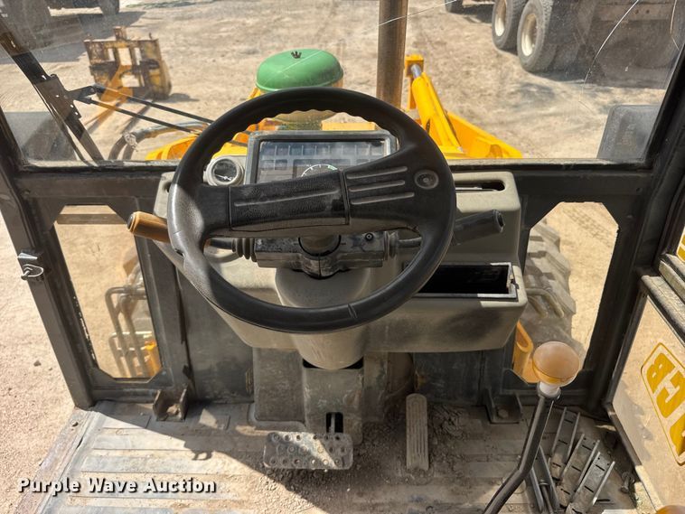 image for item NJ9254 JCB 210SU landscape tractor