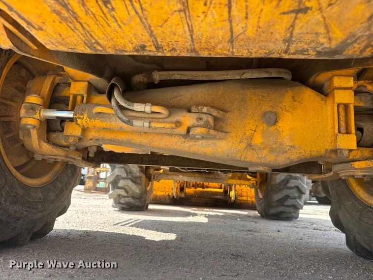 image for item NJ9254 JCB 210SU landscape tractor