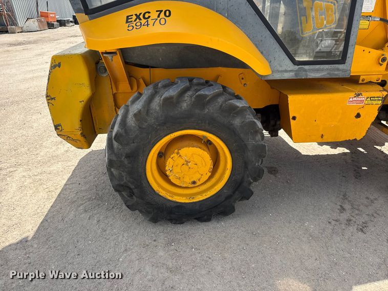 image for item NJ9254 JCB 210SU landscape tractor