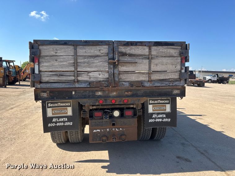 image for item NJ9255 2007 GMC C7500 dump truck