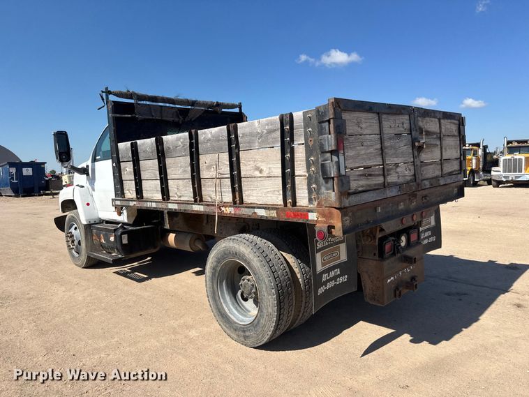 image for item NJ9255 2007 GMC C7500 dump truck