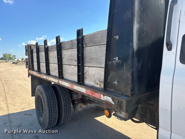 image for item NJ9255 2007 GMC C7500 dump truck