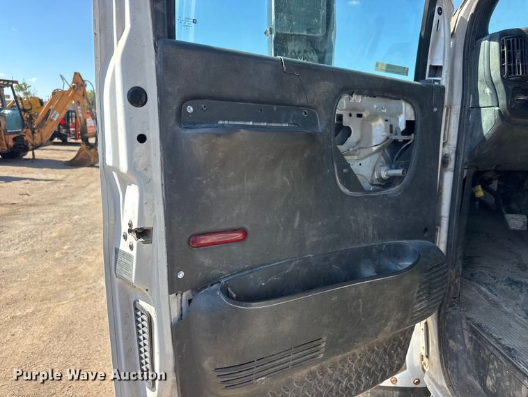 image for item NJ9255 2007 GMC C7500 dump truck