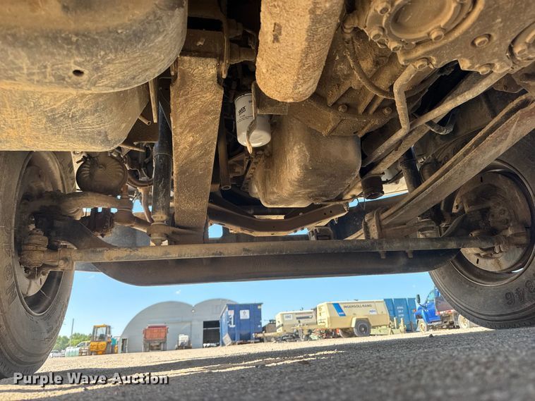 image for item NJ9255 2007 GMC C7500 dump truck