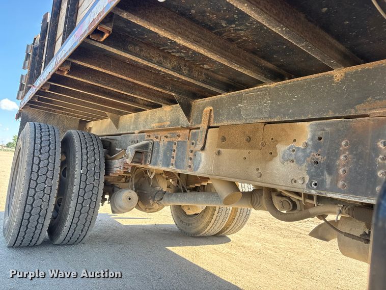 image for item NJ9255 2007 GMC C7500 dump truck