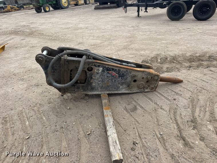 image for item NJ9256 Backhoe breaker