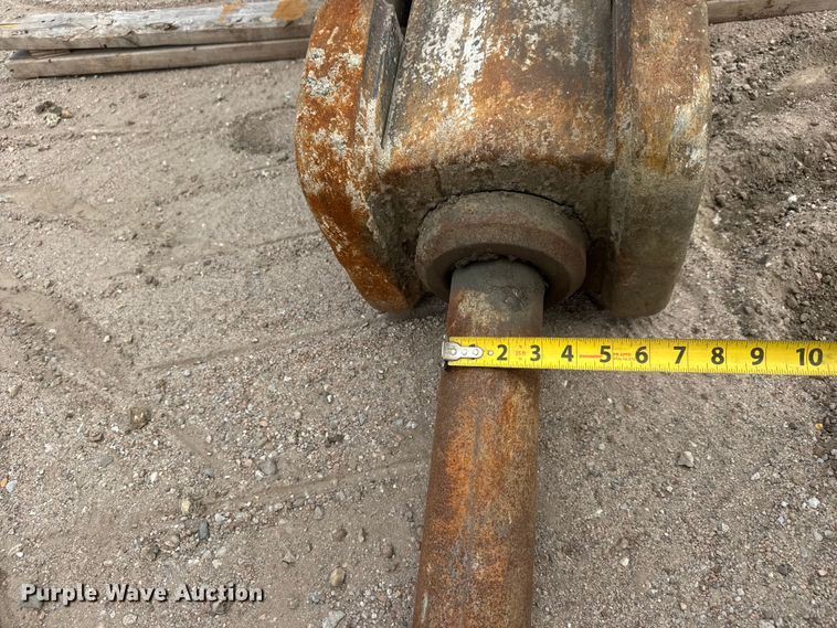 image for item NJ9256 Backhoe breaker