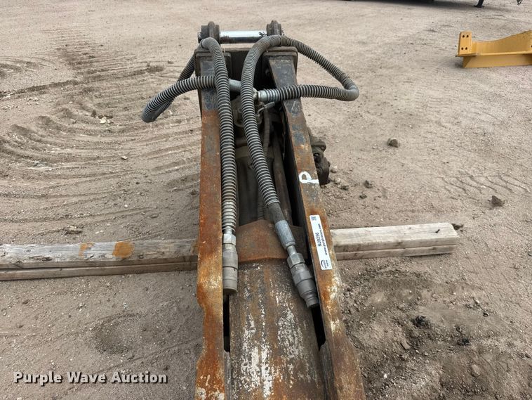 image for item NJ9256 Backhoe breaker
