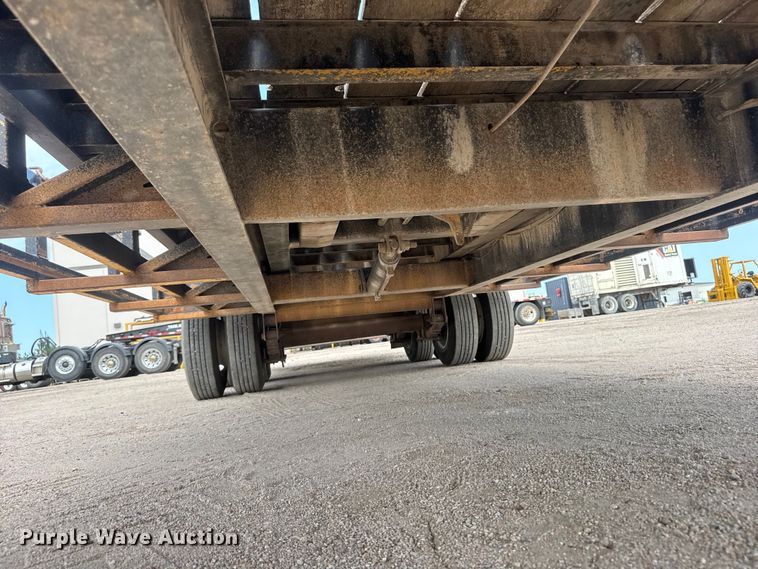 image for item NJ9258 2001 Trail King TKT20 tilt deck equipment trailer