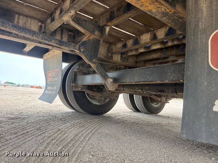 image for item NJ9258 2001 Trail King TKT20 tilt deck equipment trailer